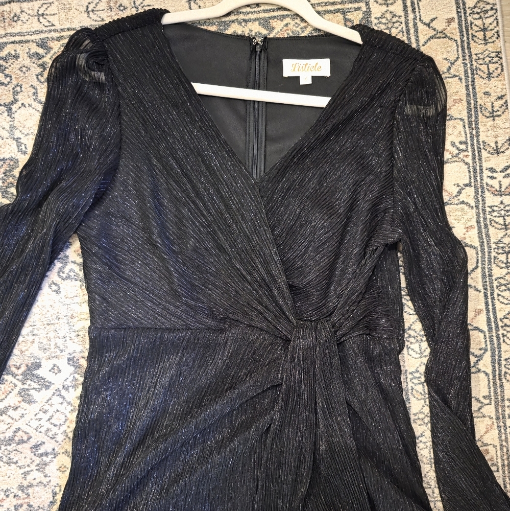 Listicle Elegant Black Dress - Picture 3 of 4